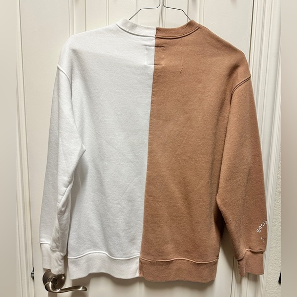 Holllister Social Tourist Sweatshirt XS - Picture 2 of 3